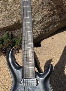 Pyramid Guitars Co. KxK Dealer