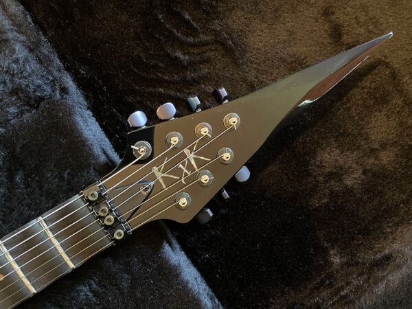 Pyramid Guitars Co., KxK Guitars Dealer